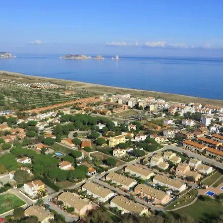 Daro 2d 135 Aire Mas Pinell Holiday home *